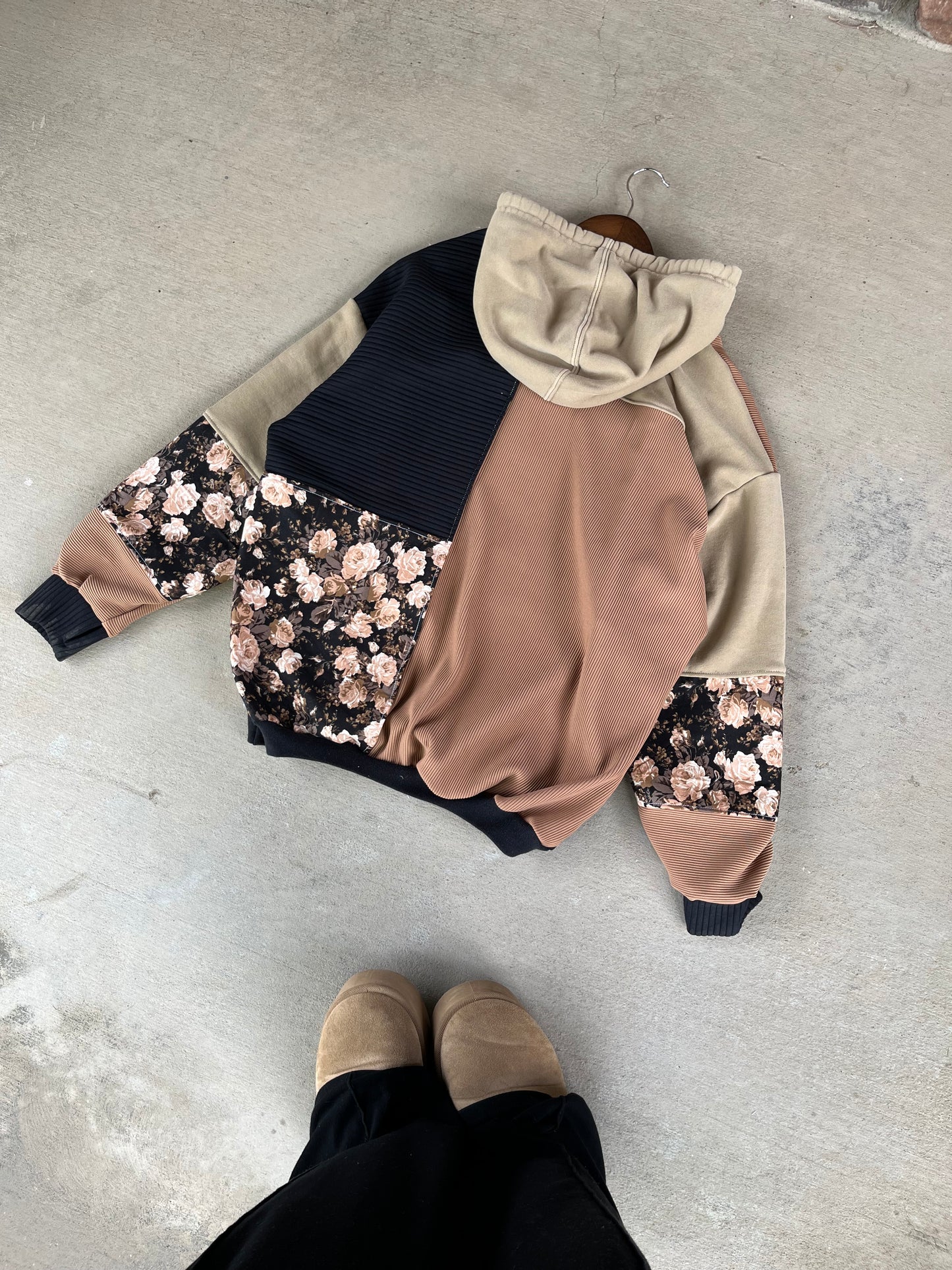 Midnight meadow patchwork hoodie (L)