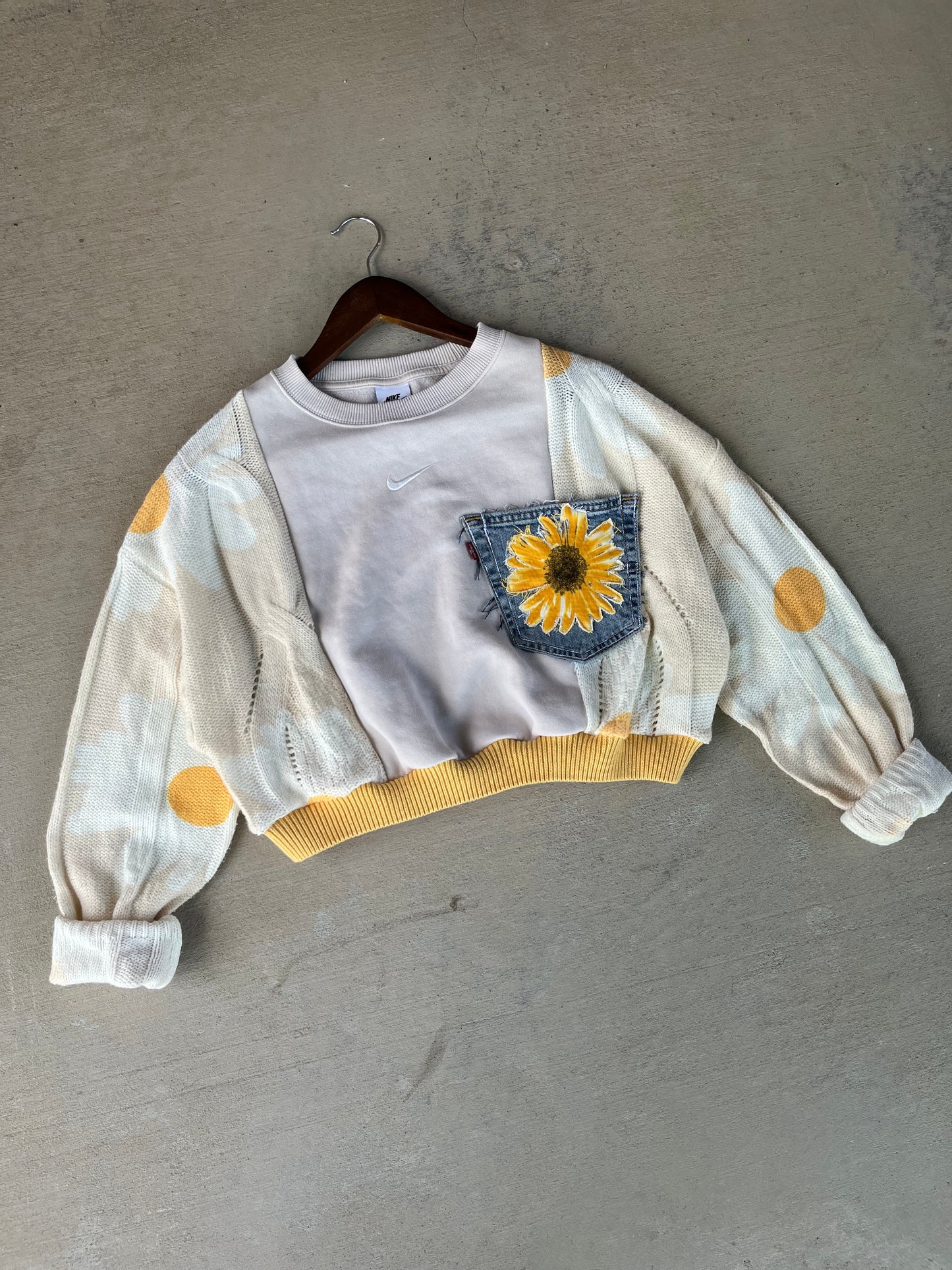 Golden hour cropped crew (M/L)